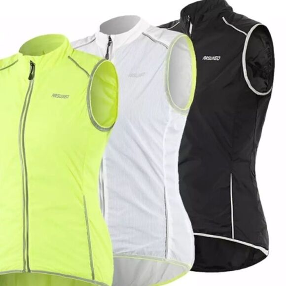 𝅺SLEEVELESS Vest - Picture 2 of 7